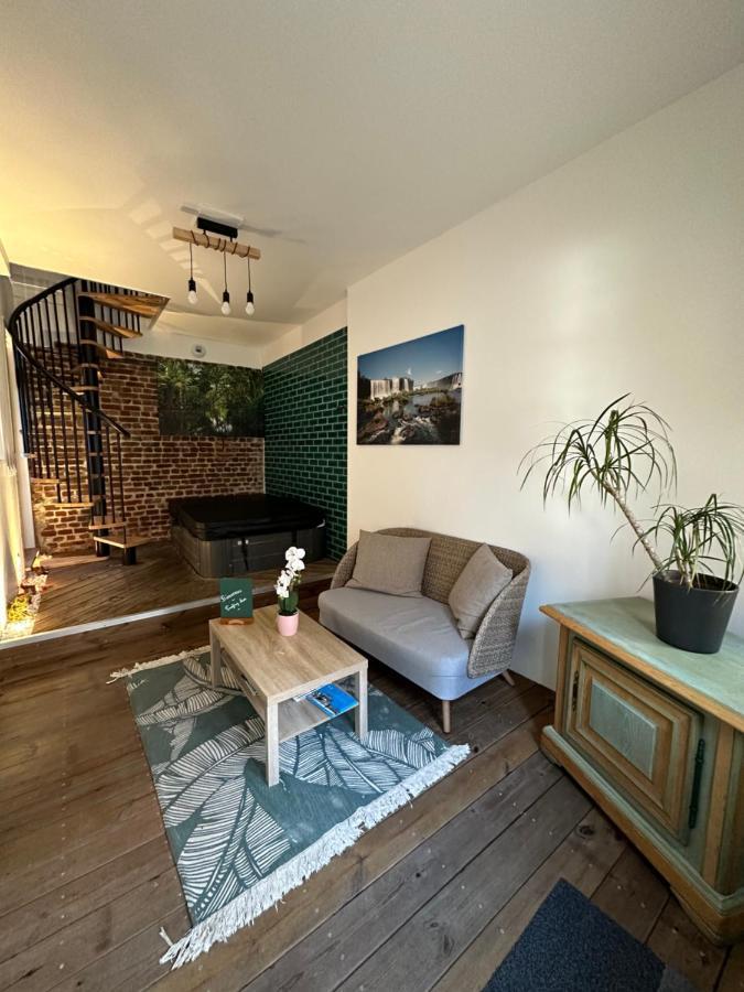La Suite Bresilienne Forges-les-Eaux Exterior foto